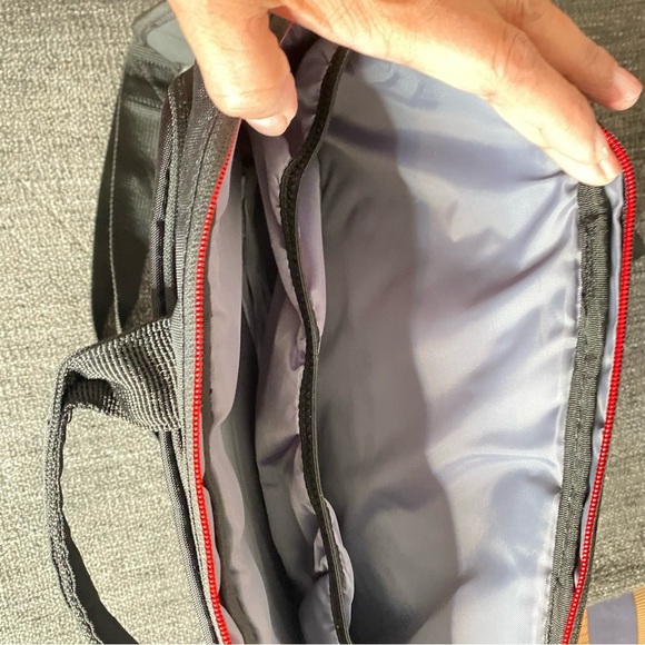 Black Thinkpad Laptop Carrying Bag - Picture 6 of 12